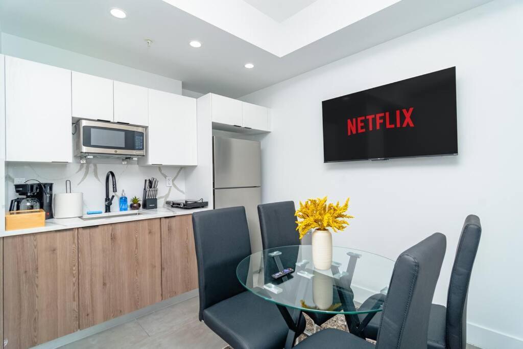 King Bed Brand New Oasis Minutes To Brickell Apartamento Miami