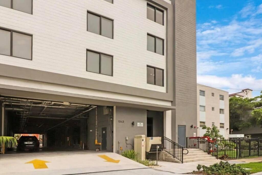 Apartamento King Bed Brand New Oasis Minutes To Brickell *